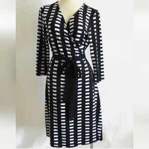 New Lularoe Michelle Black and white wrap dress Cardigan robe V-neck XL